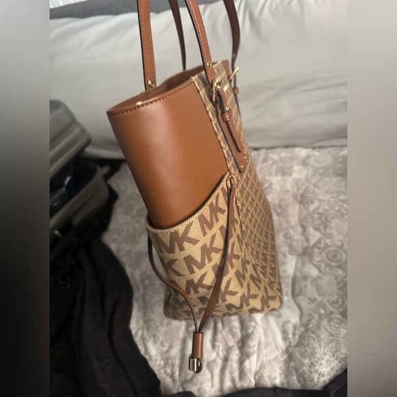 Michael Kors Brown Tote Bag - Picture 2 of 4